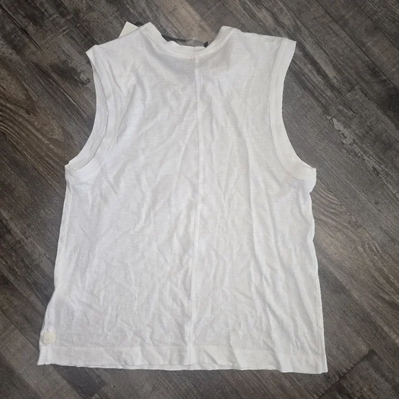 NWT Women's Calia White Sleeveless Muscle Tank Top Size: Medium - Picture 2 of 6